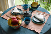 linen table placemats