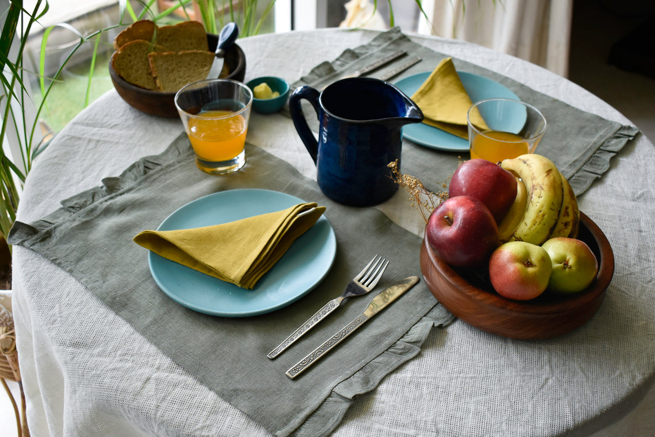 linen dining table placemats