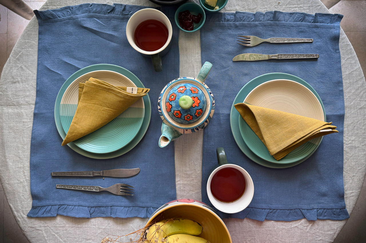 linen table placemats