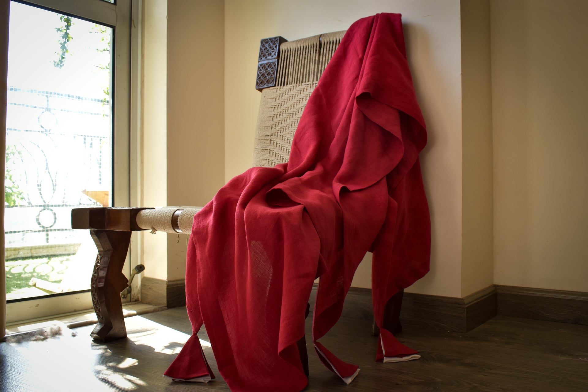 linen throws & blankets