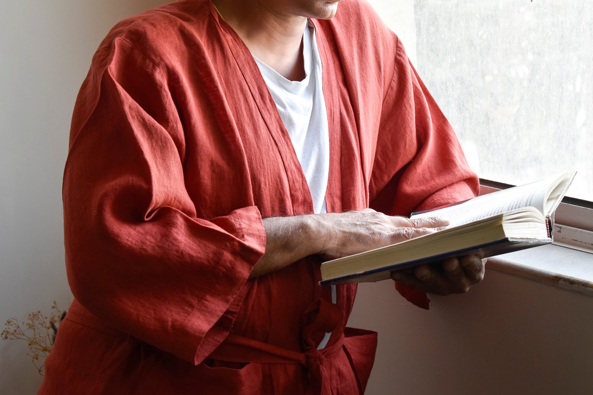 Pure linen nightwear