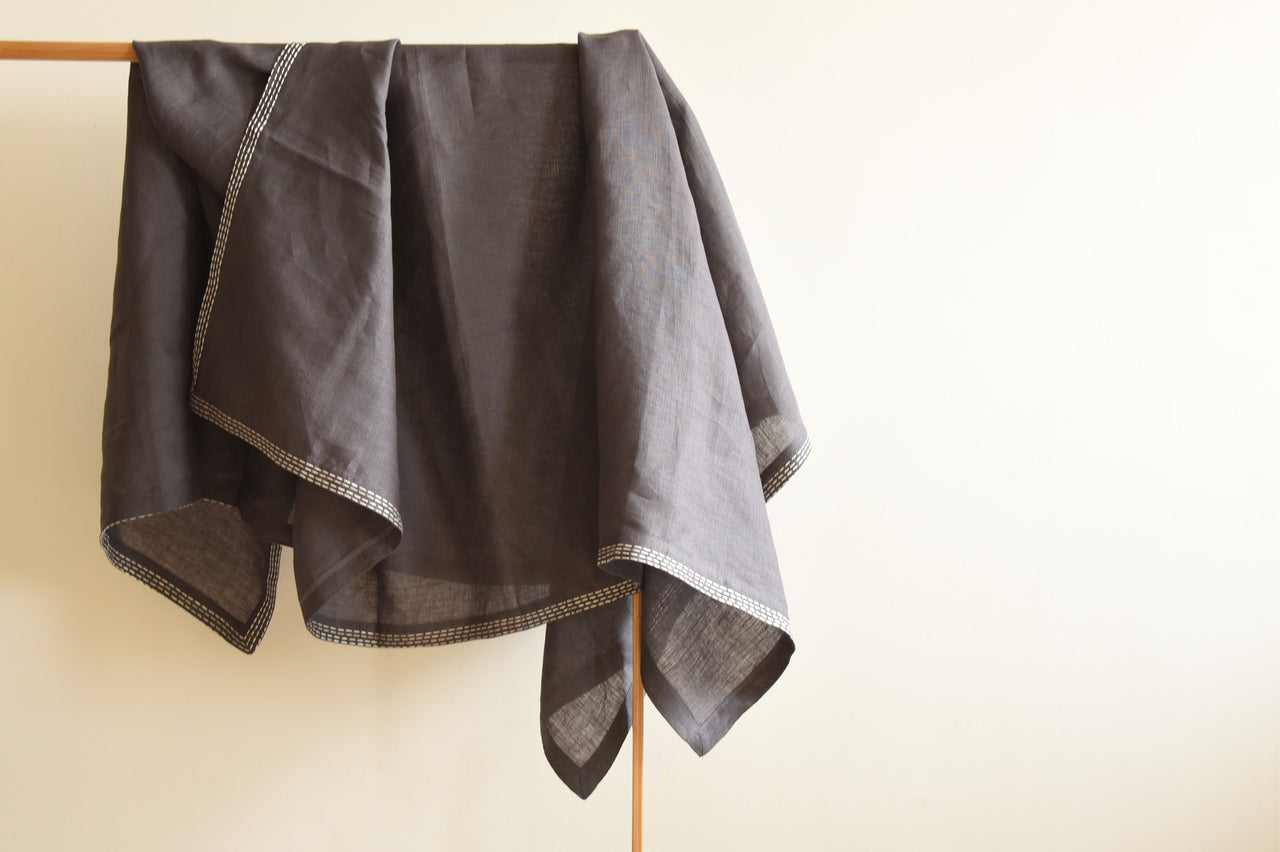 linen blanket throws