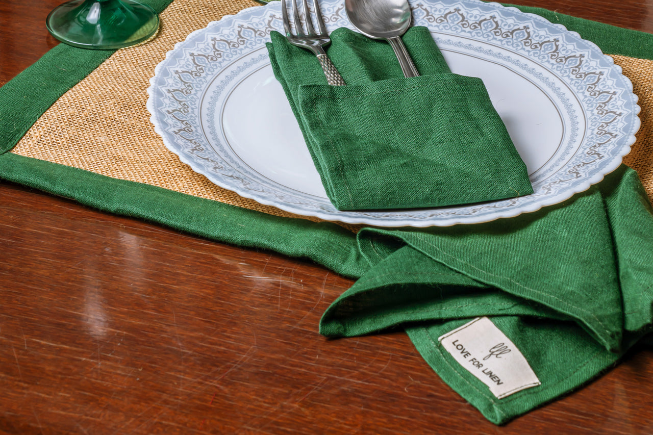 SOLID GREEN PURE LINEN NAPKINS - SET OF 6