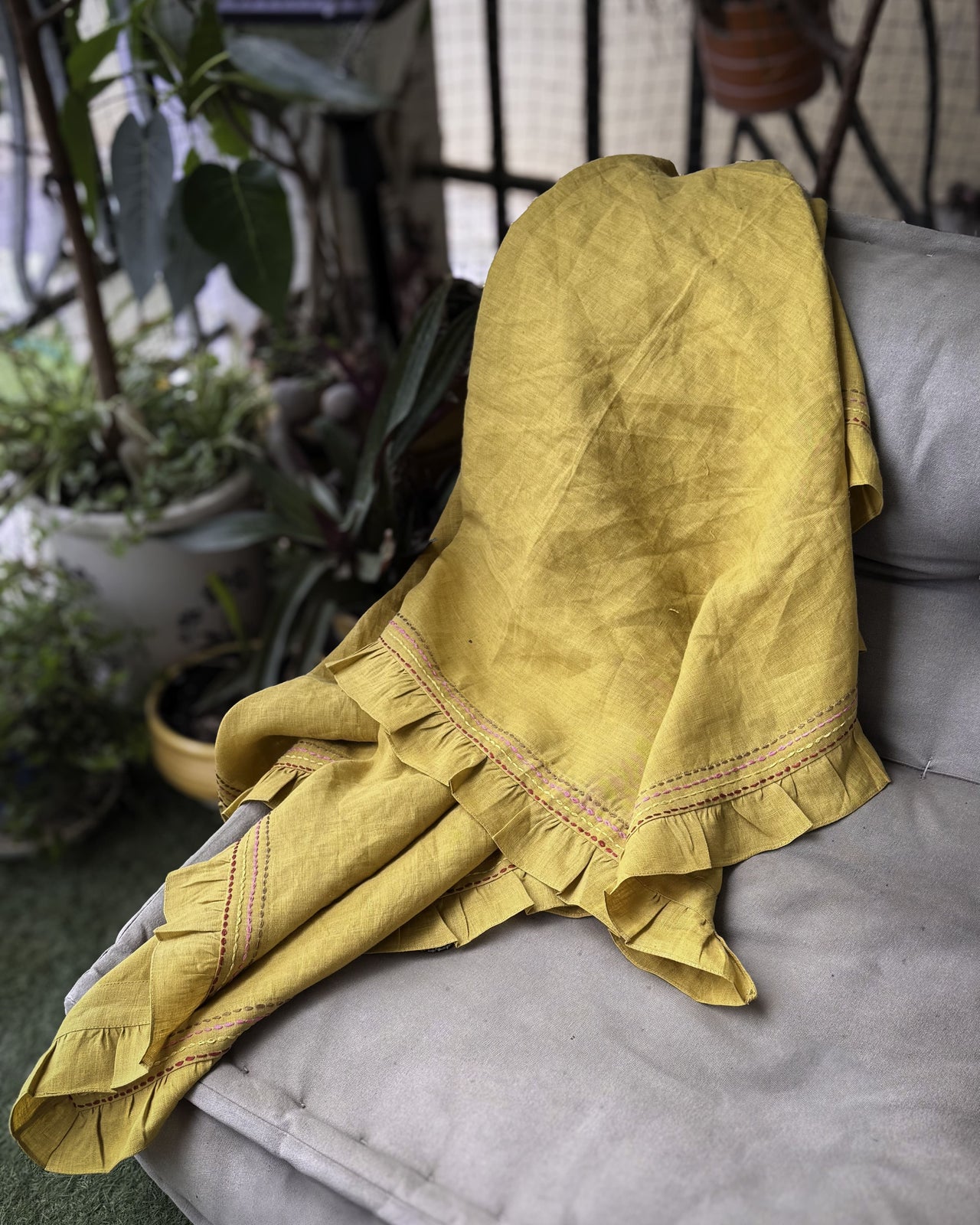 OCHRE LINEN THROW
