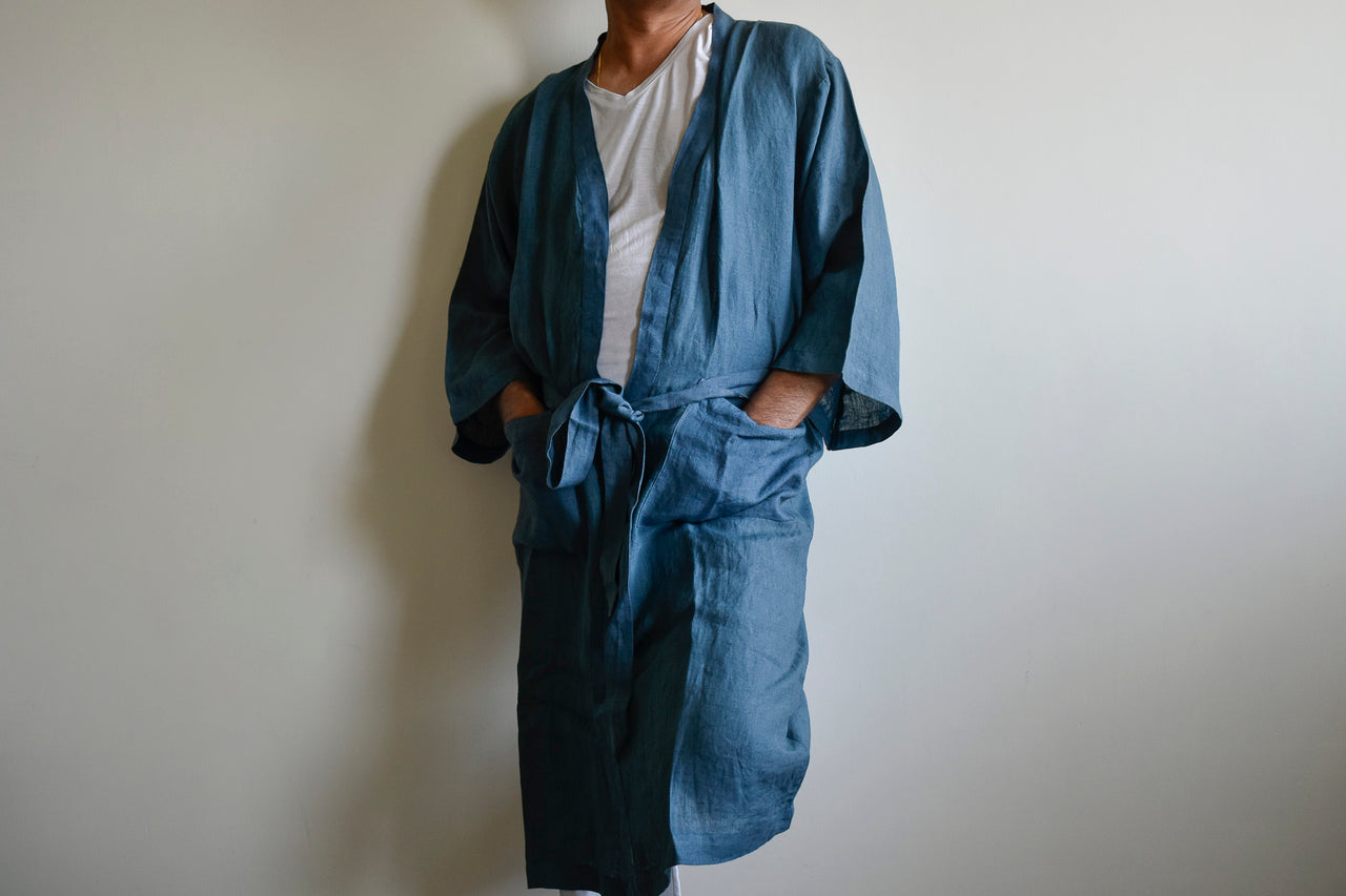 YALE BLUE LINEN UNISEX ROBE