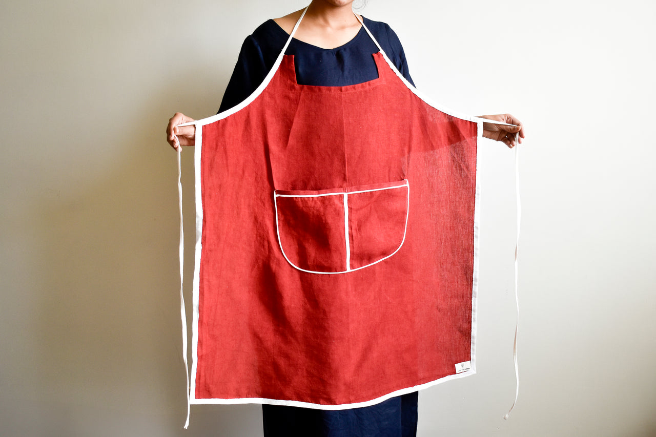 CARMIN LINEN APRON