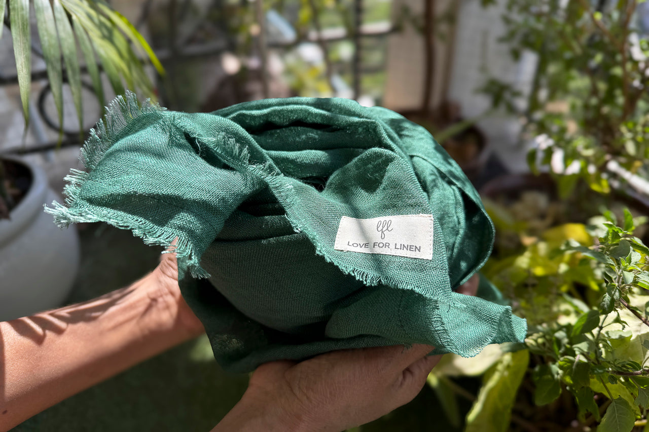 AMAZON GREEN LINEN SHEER SCARF