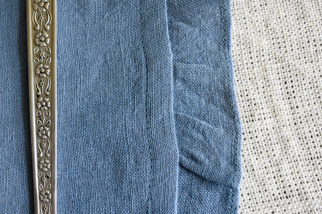linen table placemats
