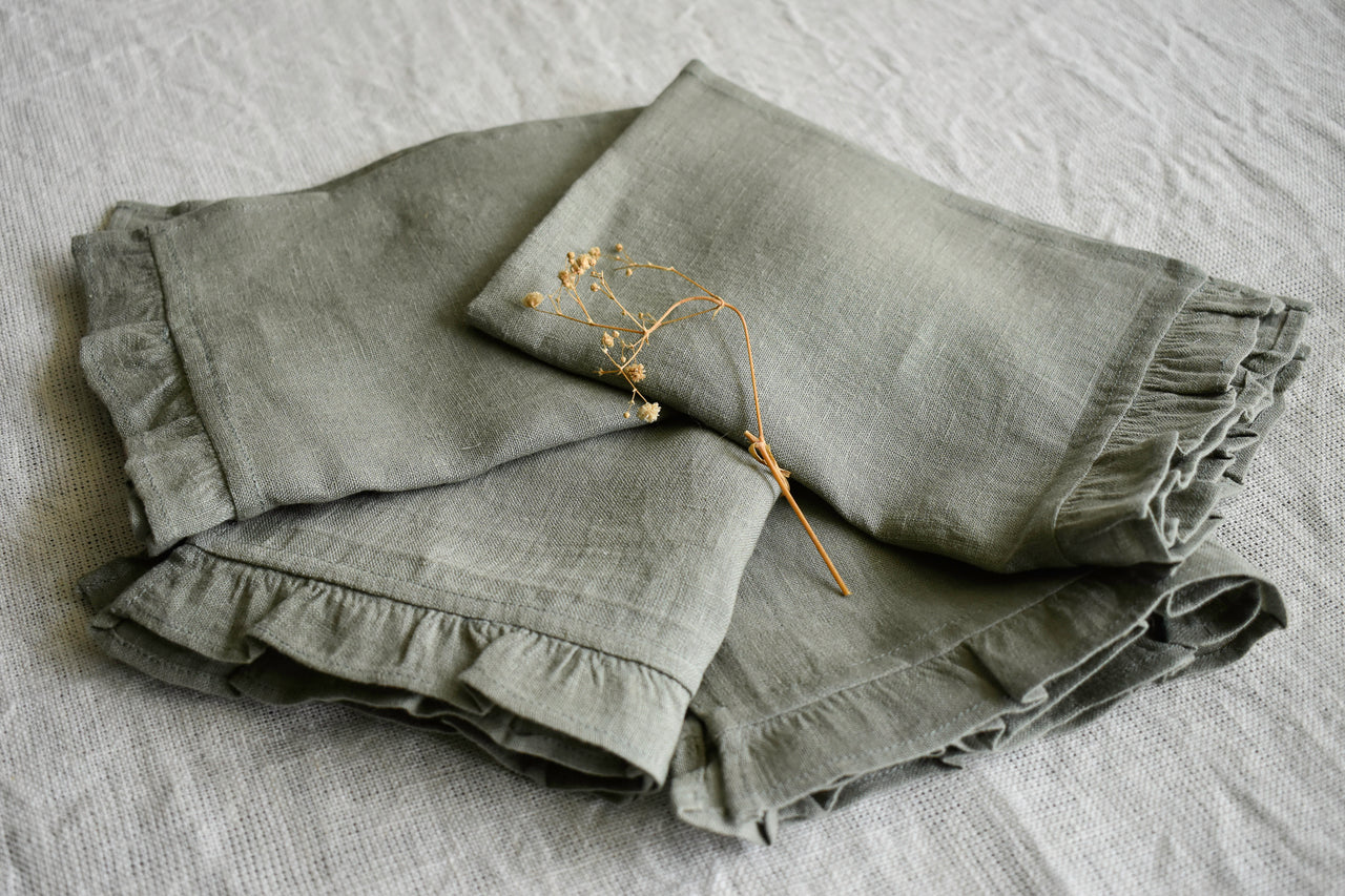 linen dining table placemats
