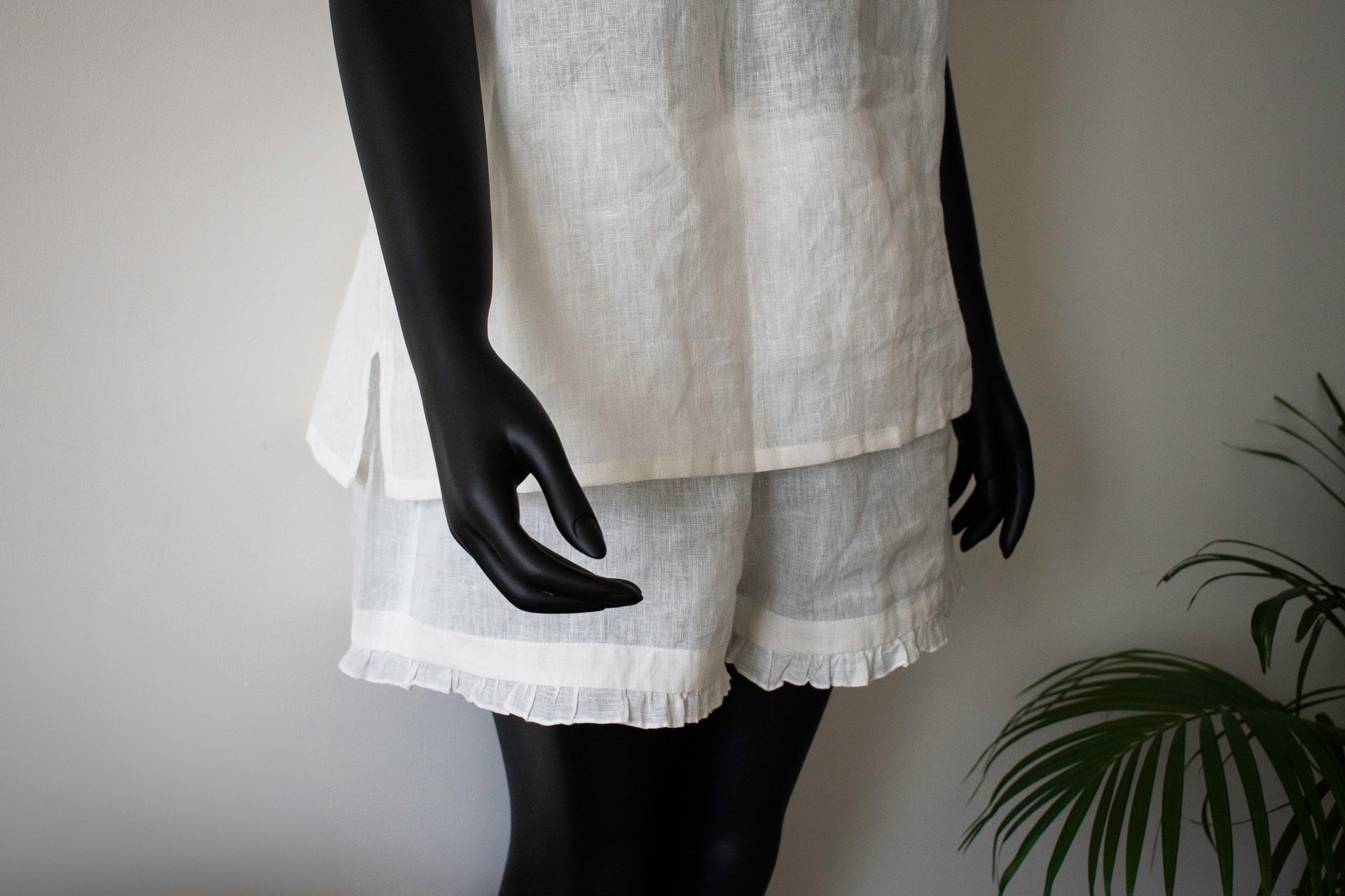 Pure linen nightwear